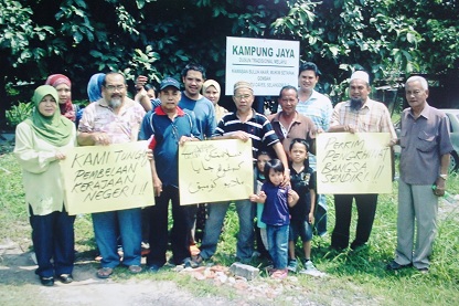 Penduduk hilang tanah diberi kepada pihak lain oleh kerajaan Umno-BN