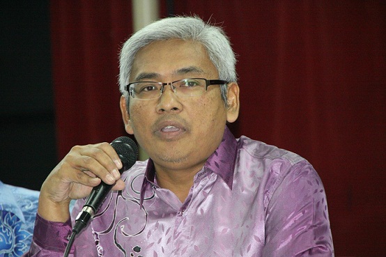 Dr Aziz Bari ketuai pasukan cabar undang-undang pilihan raya