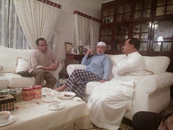 Mursyidul Am, Presiden PAS sokong Najib, PAS diheret sokong BN?