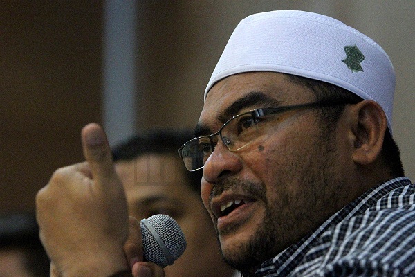 Ustaz muda PAS tak hormat pemimpin vateran - Mujahid Yusof Rawa