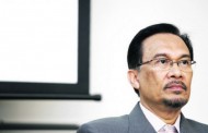 Petisyen bebaskan Anwar dihantar PKR ke PBB