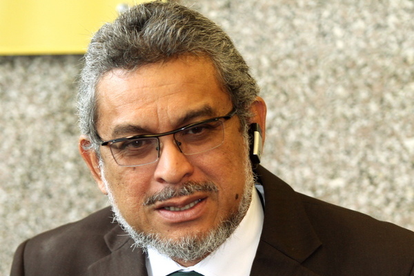 Khalid Samad seru ahli parlimen BN bangkit bersuara