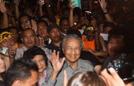 Tun Mahathir sah 'turun' demo #TangkapMO1