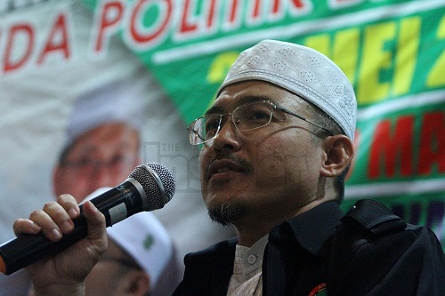 Nik Omar paling layak jadi MB Kelantan - Husam