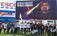 Kerajaan Selangor belum terima surat turun billboard Bebas Anwar