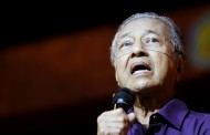 Tun M cadang himpunan aman desak Najib undur