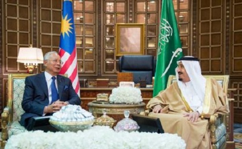 Netizen sindir lawatan Najib ke Arab Saudi, 'minta derma lagi'?