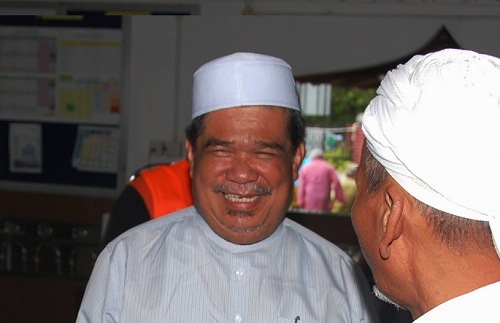 'Semua kerusi majoriti Melayu tidak selamat untuk BN' - Mat Sabu