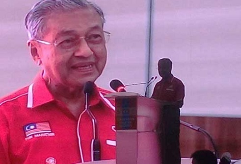 Tun Mahathir janji buru dana 1MDB hingga ke pintu rumah Najib