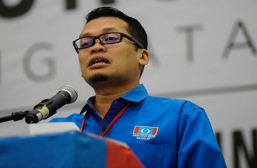 PRN Melaka: Sikap SPR dikesali - Nik Nazmi