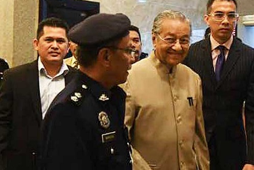 RCI Forex: Tun Mahathir berani, datang tanpa diundang
