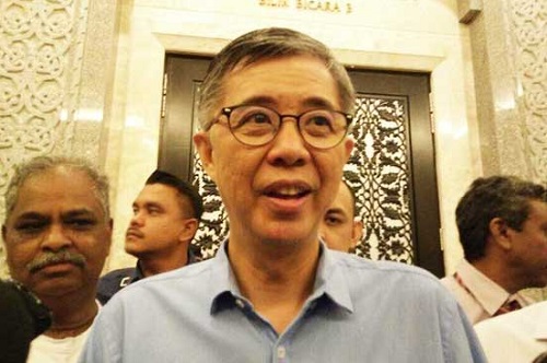 Tian Chua dikehendaki lepas jawatan kerajaan atau tindakan tegas