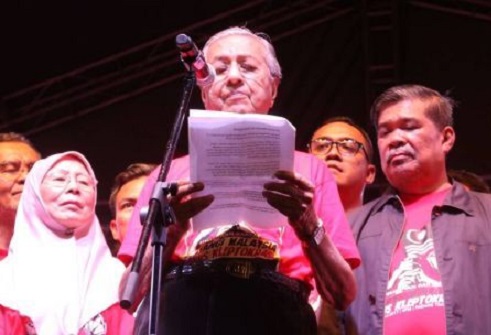 Tun Mahathir ditangkap menjelang PRU 14?