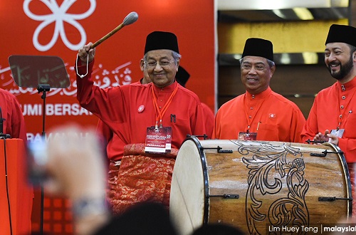 Tun Mahathir minta maaf kesilapan lampau