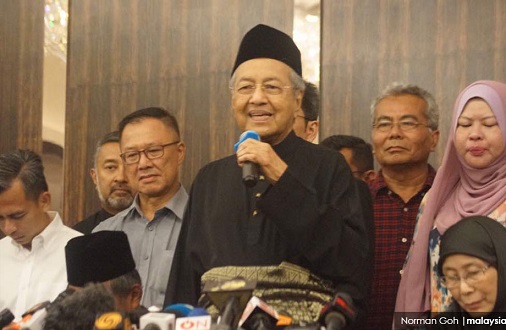 Tun Mahathir umum senarai menteri kabinet