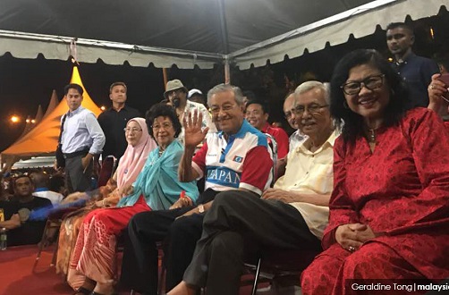 Daim, Mahathir, Rafidah gempur Melaka