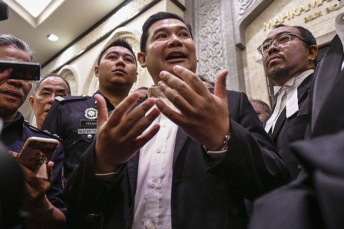 Rafizi terlepas hukuman penjara, hanya bon jaminan RM10,000
