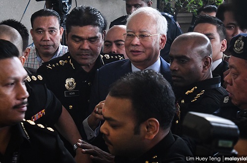 Hadapi 4 tuduhan rasuah, Najib minta dibicara