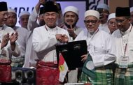 'PH tidak lindungi perasuah tetapi Pas sokong Umno penuh rasuah'