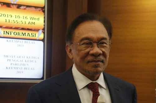 Anwar jumpa Mahathir di Putrajaya