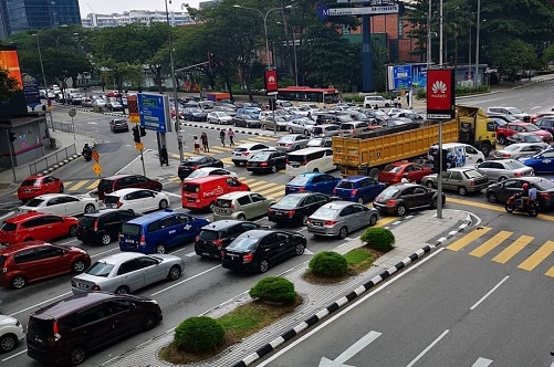 Nitizen persoal kerajaan Terengganu halang peniaga jalanan