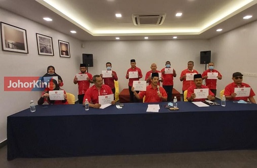 Majoriti ahli Bersatu Pontian sokong Tun Mahathir