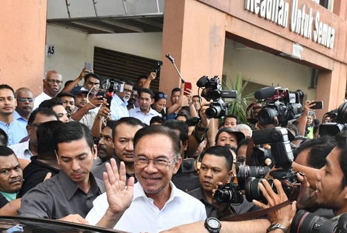 PKR calonkan Anwar PM ke 9, siap sedia hadapi PRU mengejut