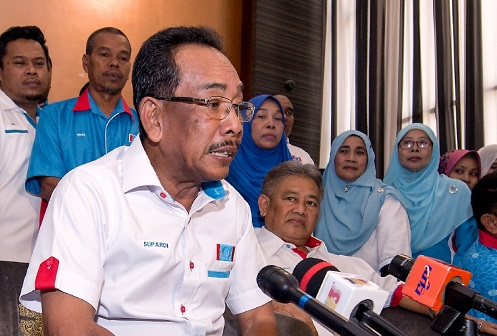 Pemimpin Pas jadi menteri tak ingat rakyat Kelantan?