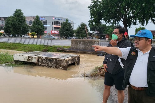 Hang Tuah Jaya dilanda banjir, rayu sumbangan derma